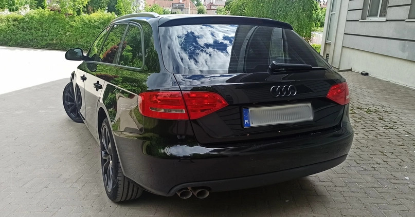 Audi A4 cena 23700 przebieg: 369000, rok produkcji 2008 z Ostróda małe 211